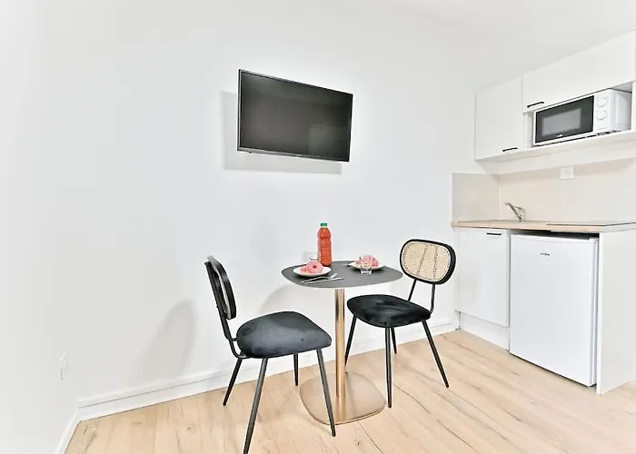 Petit Proche De Paris Apartamento Asnières