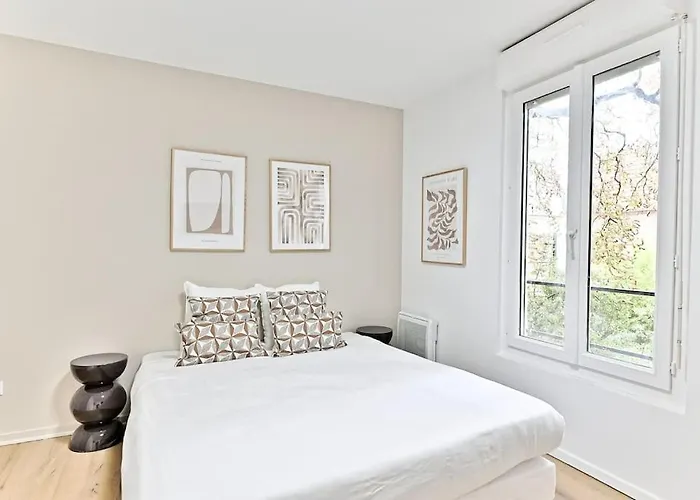 Petit Proche De Paris Apartamento Asnières